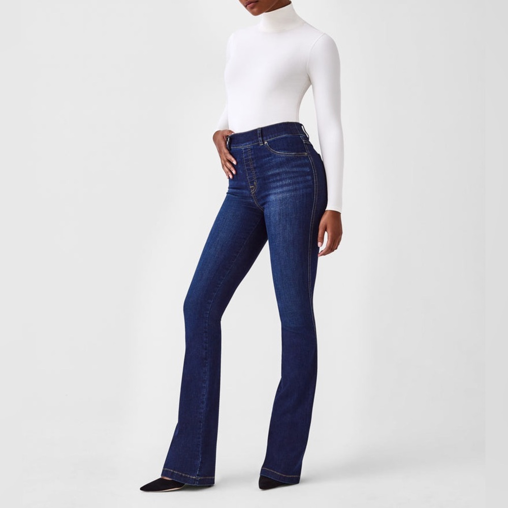 EUC spanx spanxshape everywear flare jean midnight shade size medium